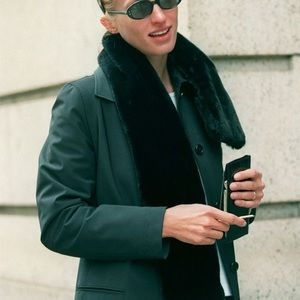 NWT Calvin Klein black faux fur stole